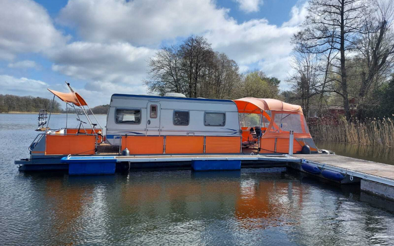 boat Neuer Hafen Mildenberg