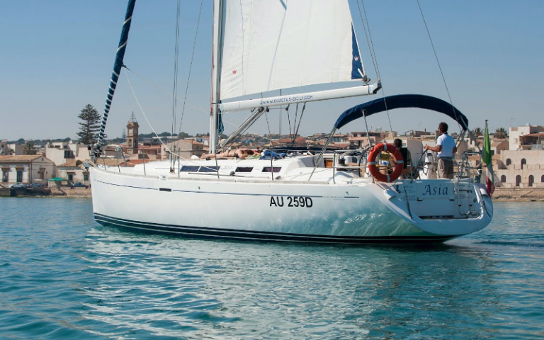 boat Marina di Ragusa