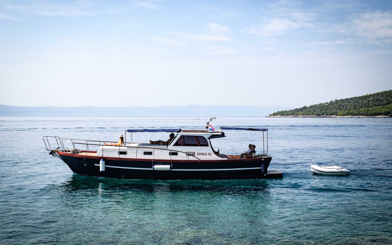 boat Marina Zenta